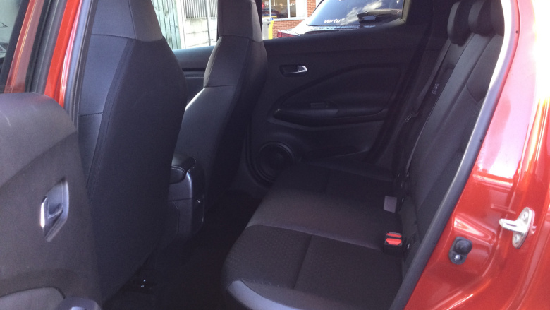 Nissan Juke 1.6 Hybrid N-Connecta 5dr Auto Hybrid Hatchback